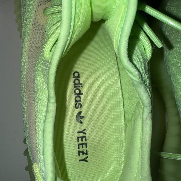Adidas Yeezy Boost 350 V2 Glow US Size Men’s 8.5 / Women’s 10 (GID) - Picture 2 of 7